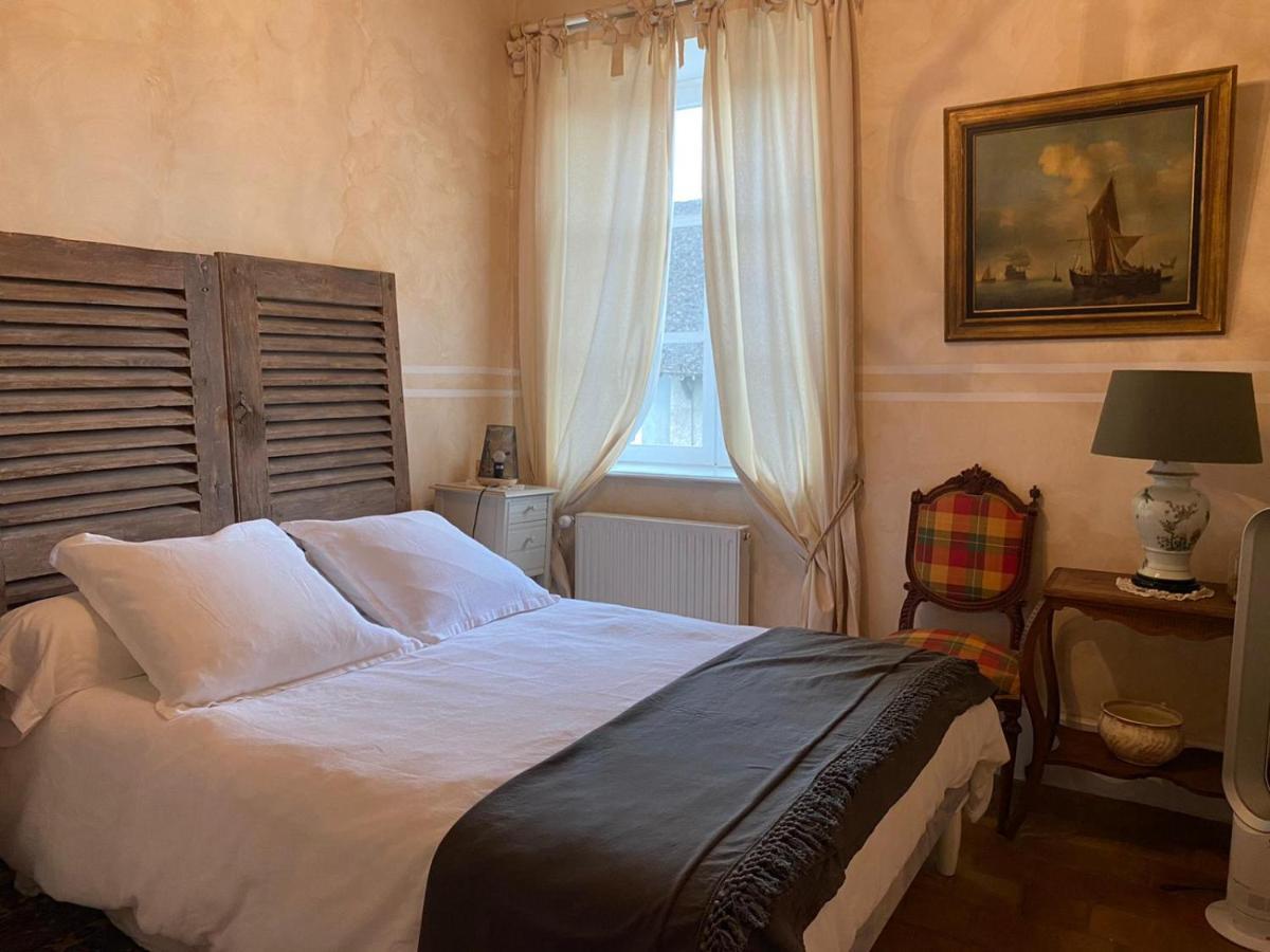 Le Pigeonnier De Saint-Loup Bed And Breakfast Экстерьер фото